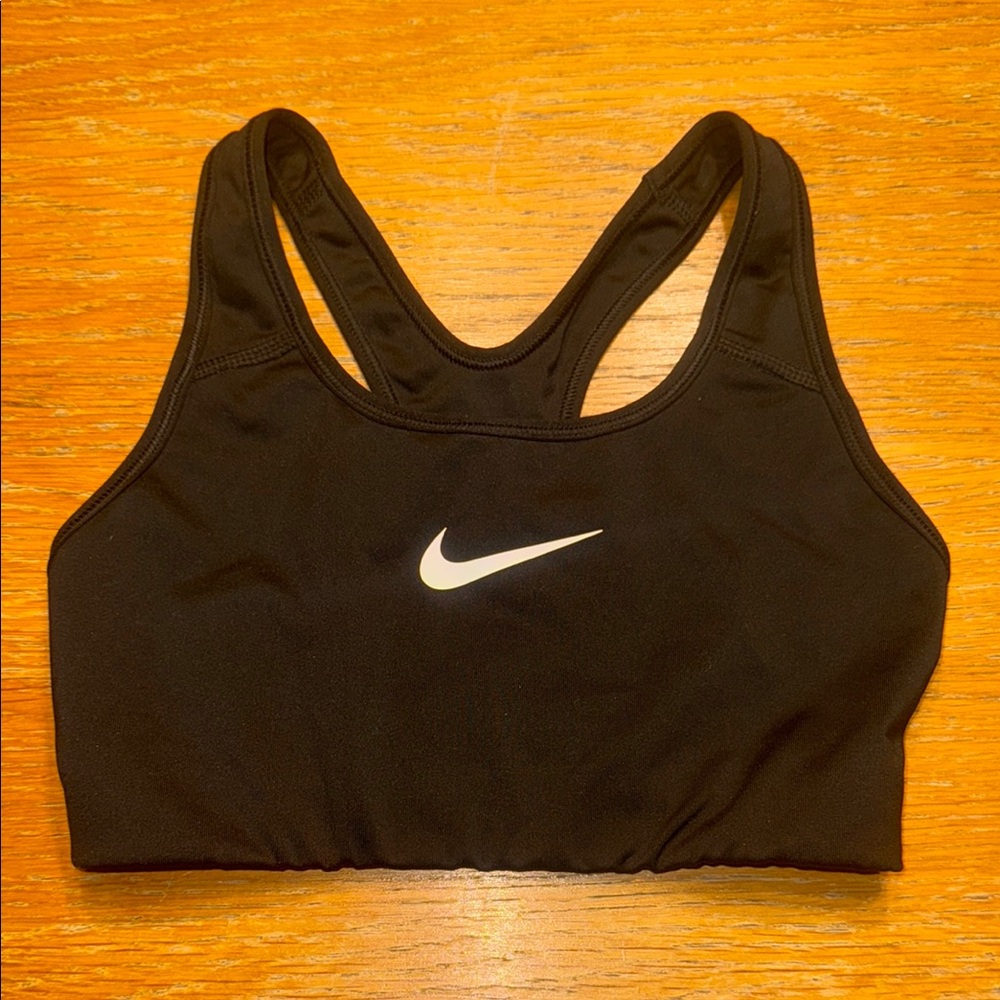 Nike Black and White Sports Bra - Picture 1 of 4